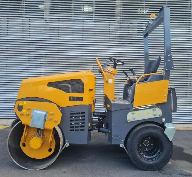 Rolo Vibratorio Chapa / Pneu Diesel Mod. St4500br
