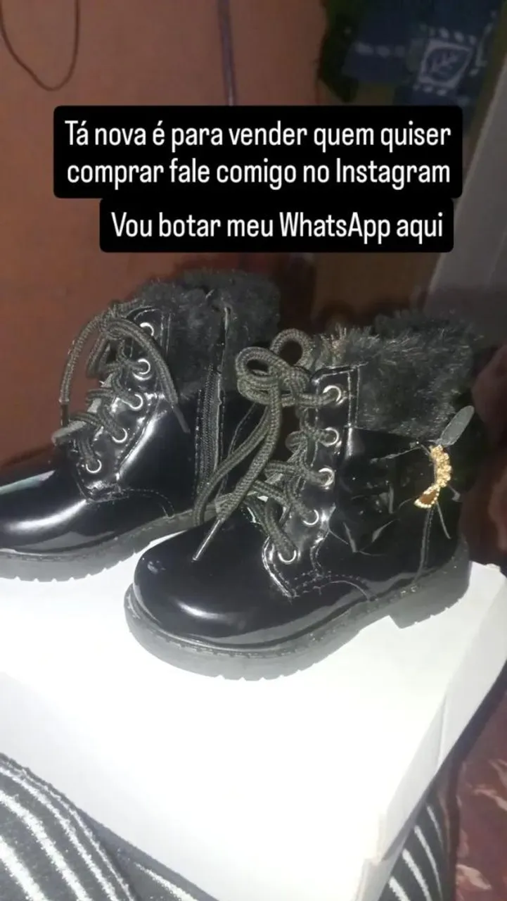 Bota infantil preta nova