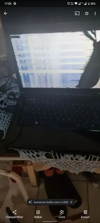 Notebook Dell com alto-falantes - Foto 6