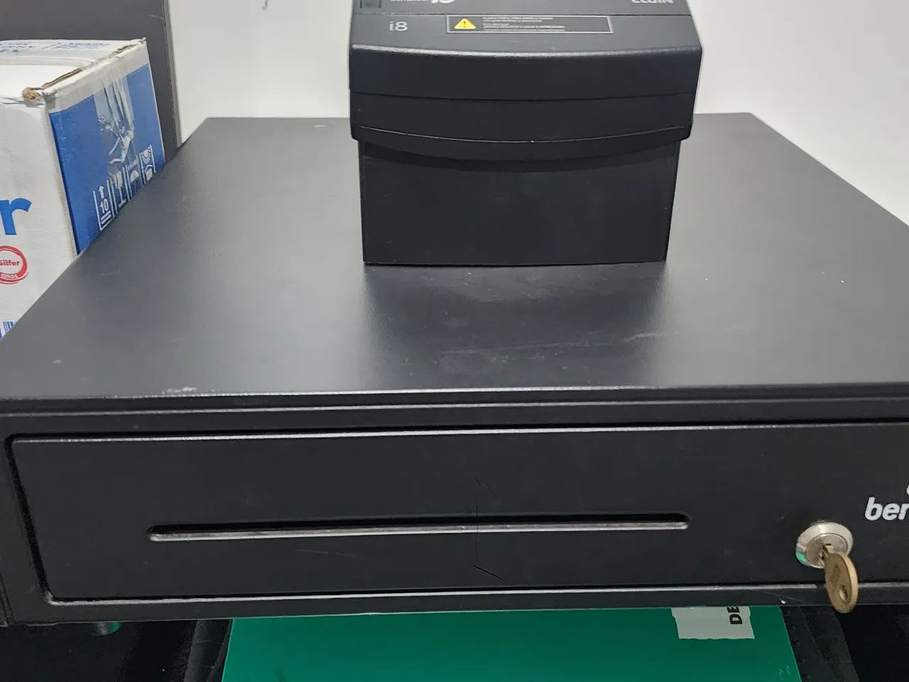 Impresora térmica i9(bematech) + gaveta dinheiro (bematech) + caixa bobina térmica 30x40 - Foto 3