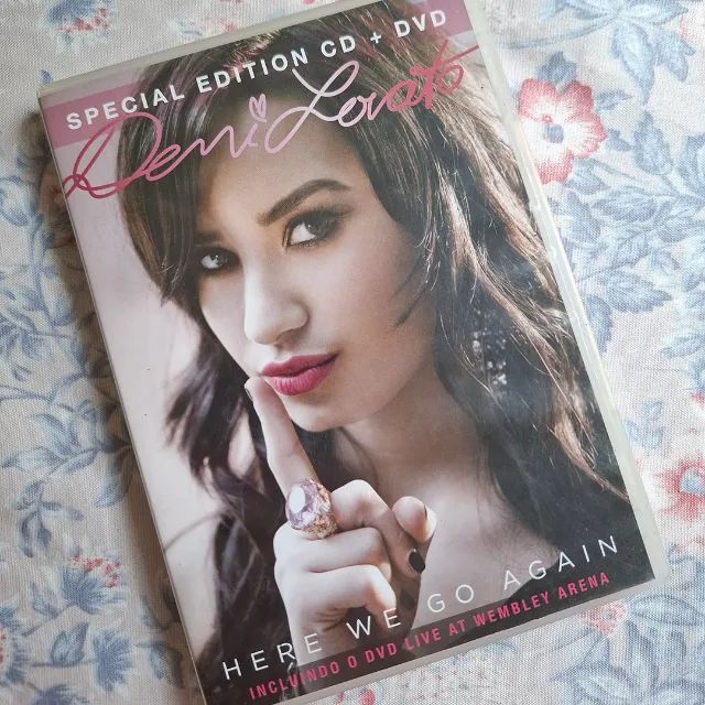 DVD + CD: Here We Go Again (Demi Lovato)