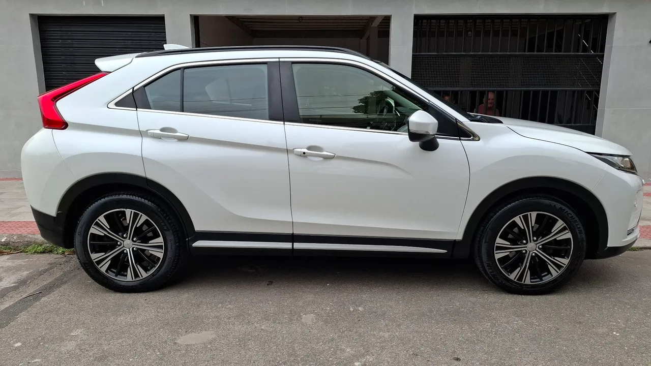 ECLIPSE CROSS HPE-S AWS 1.5 Turbo 4x4