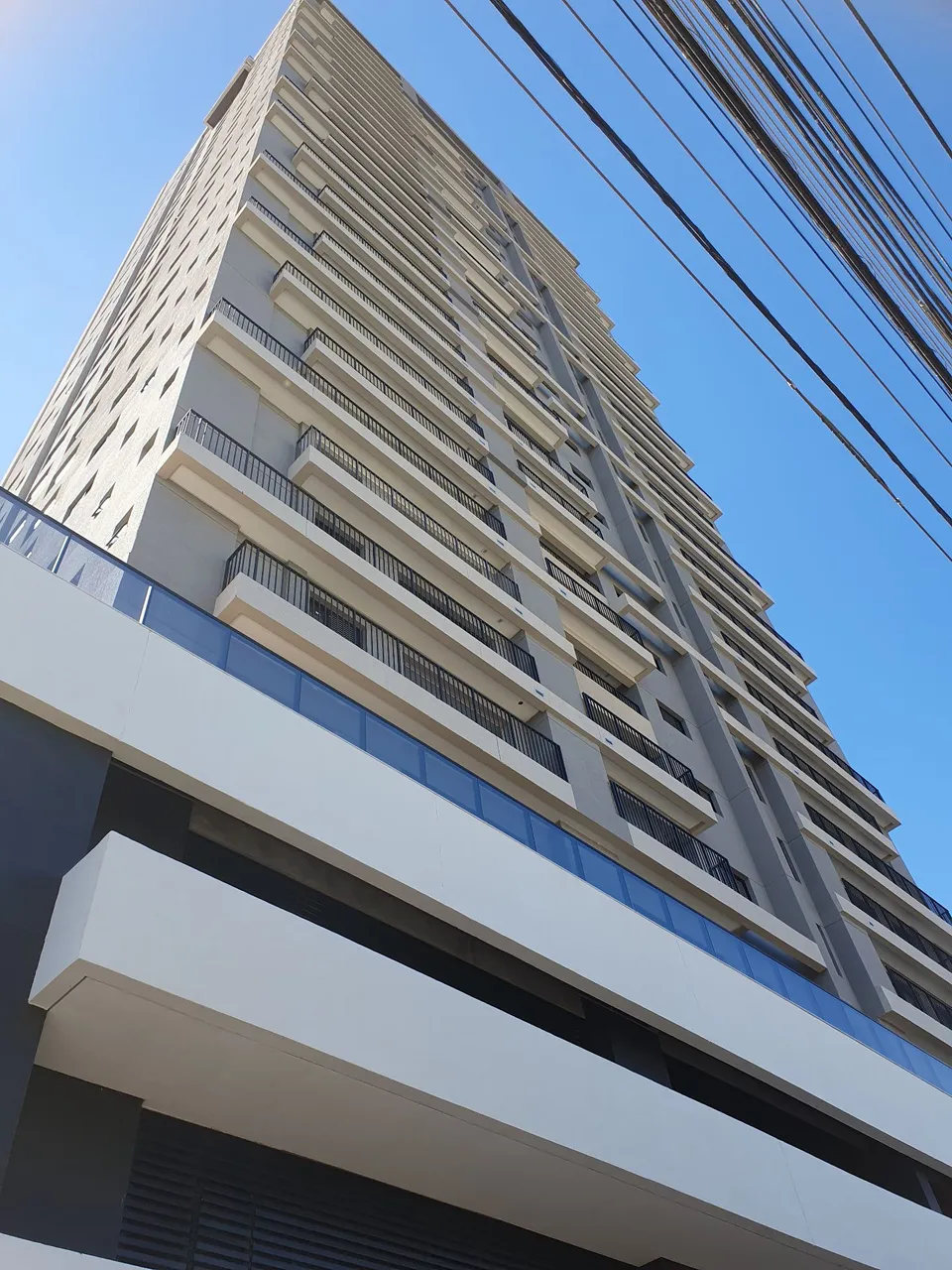 Aluga Apartamento no Universitário- Mobiliado novo - andar alto