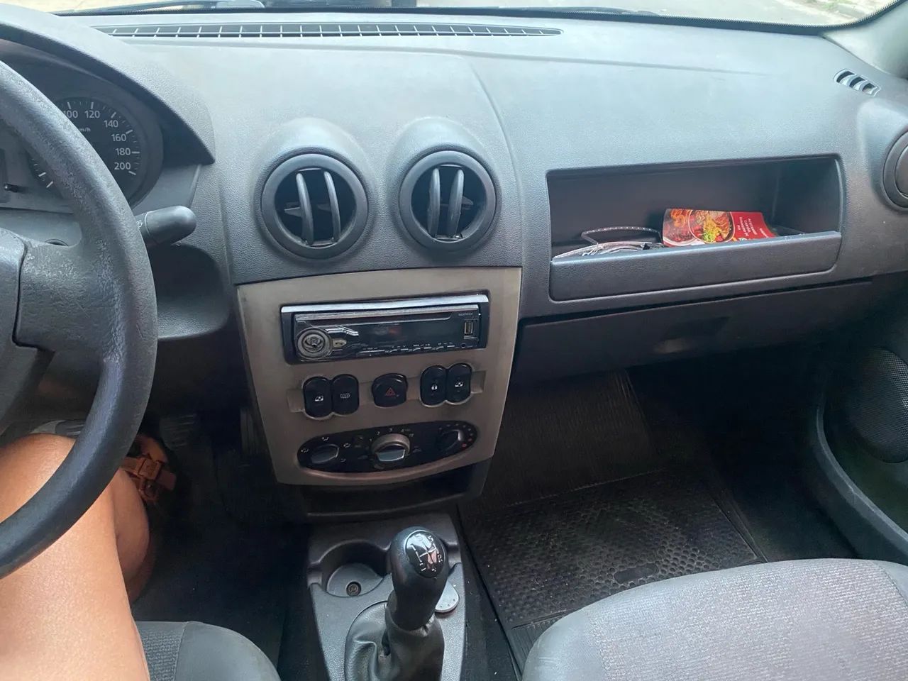 Vendo logan 1.6 , 8VALVULA - Foto 4
