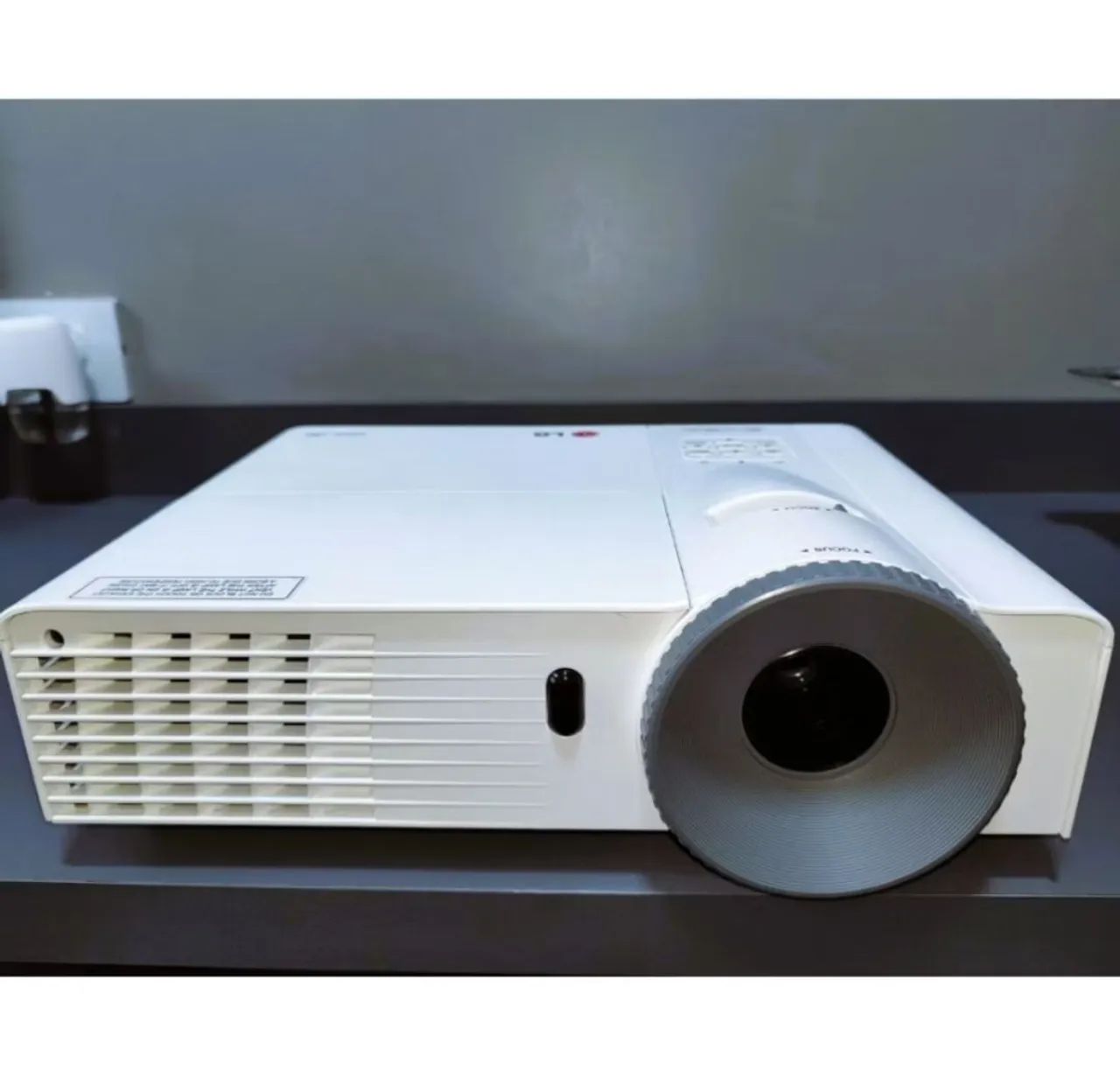 Projetor LG BE325 - Foto 3