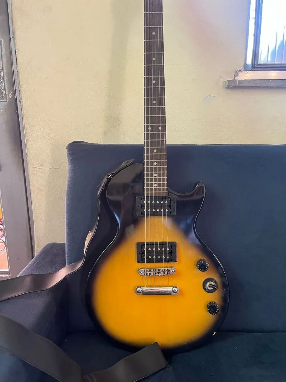 Guitarra Les Paulo Special-II
