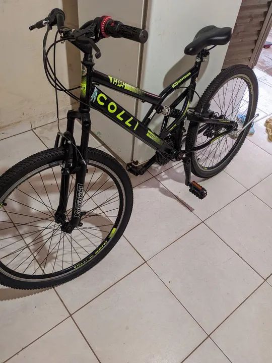 Vendo ou troco para um celular apenas o pedal que eu perdi parafuso que vai no pedal