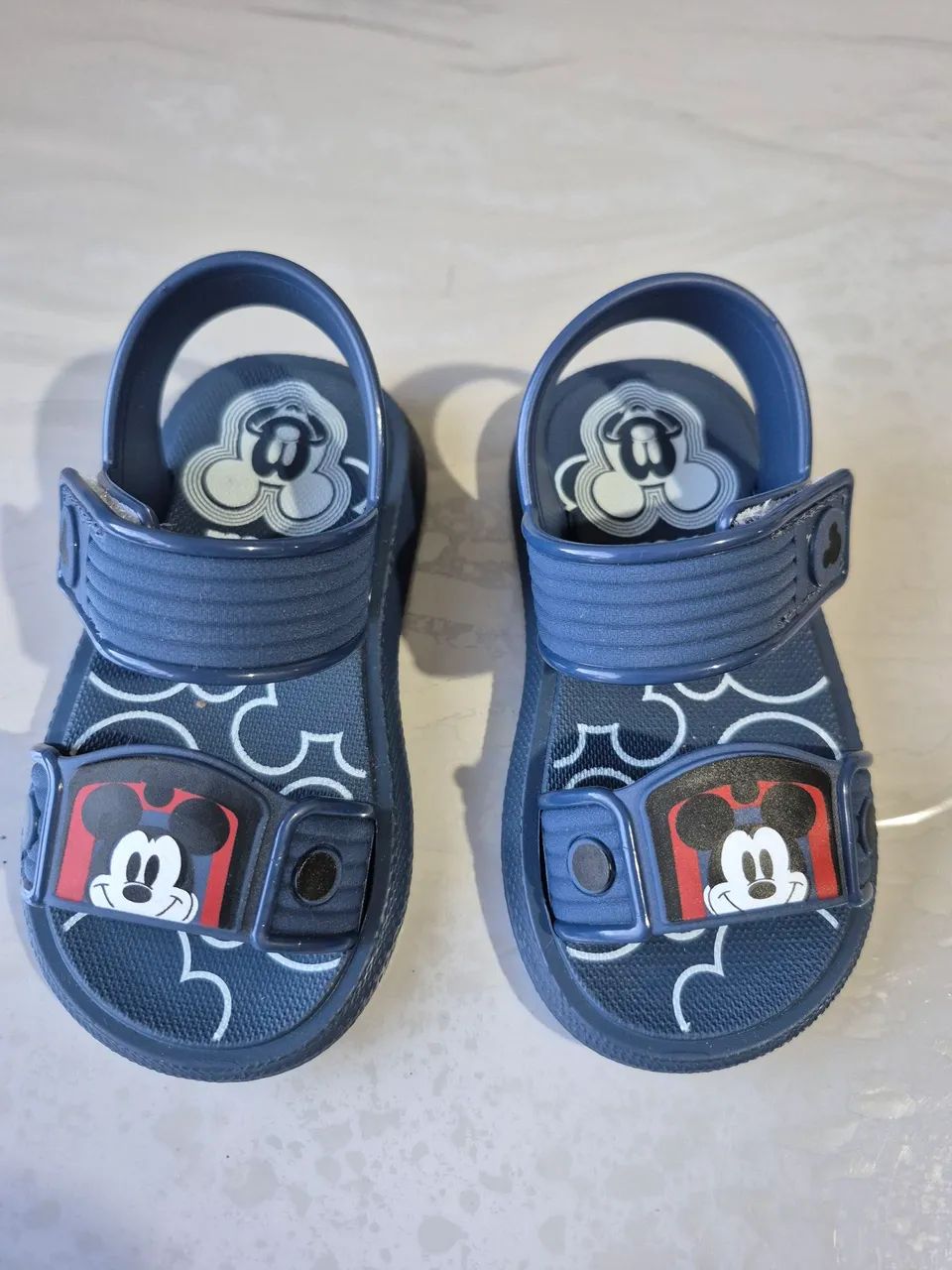 Sandália e mochila mickey 