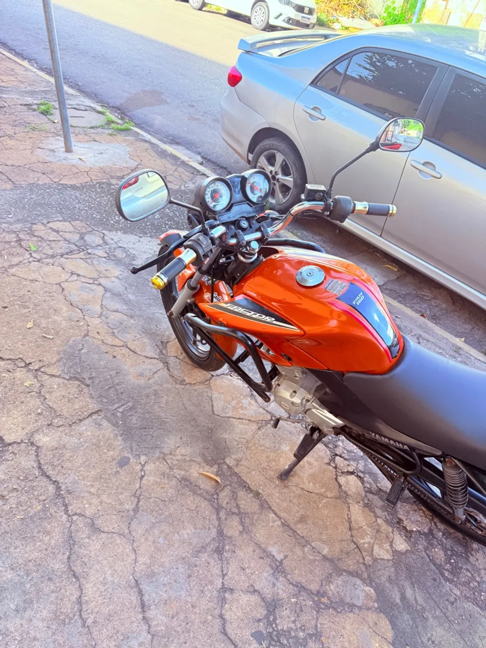 Moto barata factor 2016