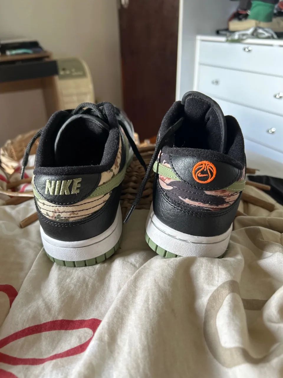 Nike Dunk Low se black multi camo  - Foto 2