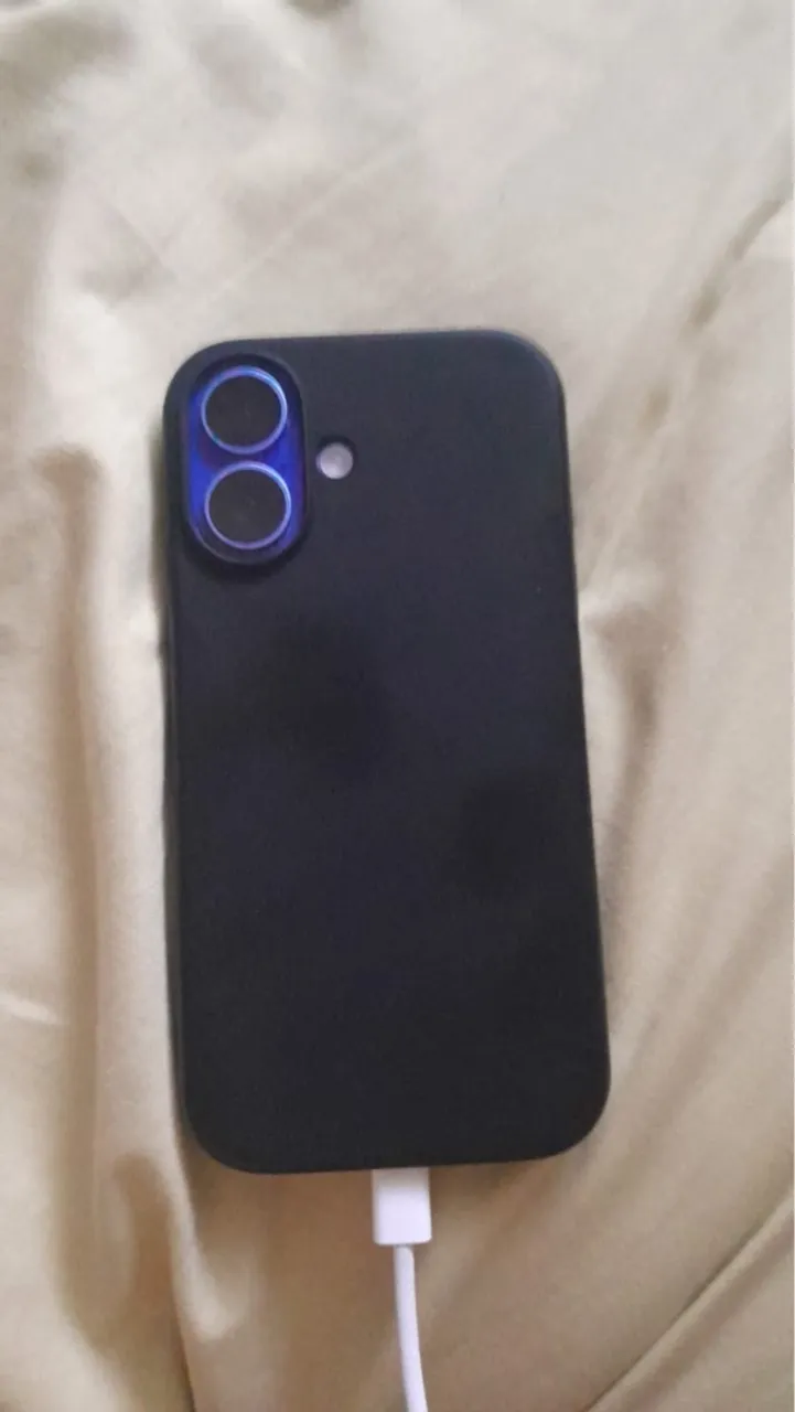 iPhone 16