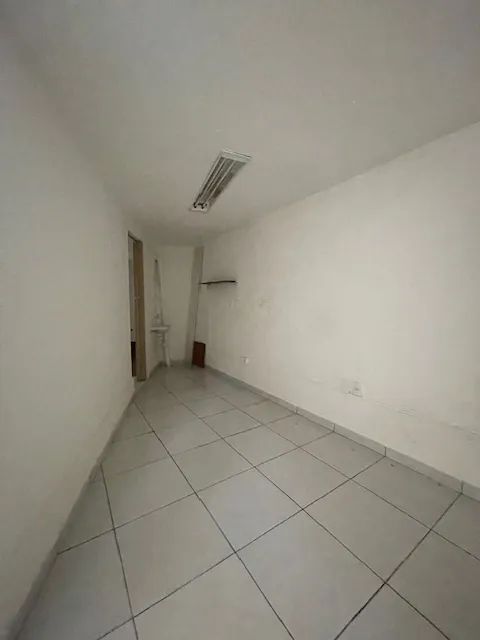 Loja Comercial para aluguel, aprox. 200 m² no Centro - Uberlândia - MG - Foto 11