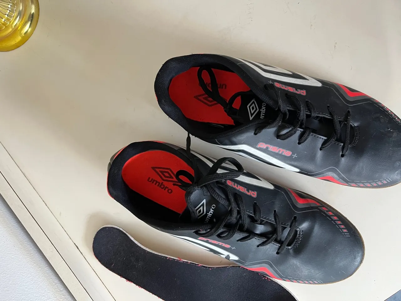 Chuteiras Umbro Prisma+