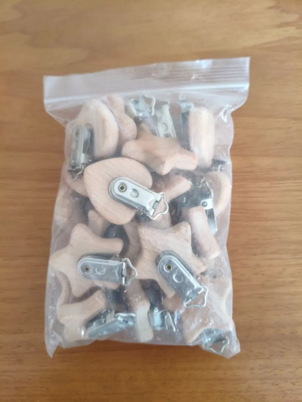 Kit clipe para chupeta em madeira - Foto 2