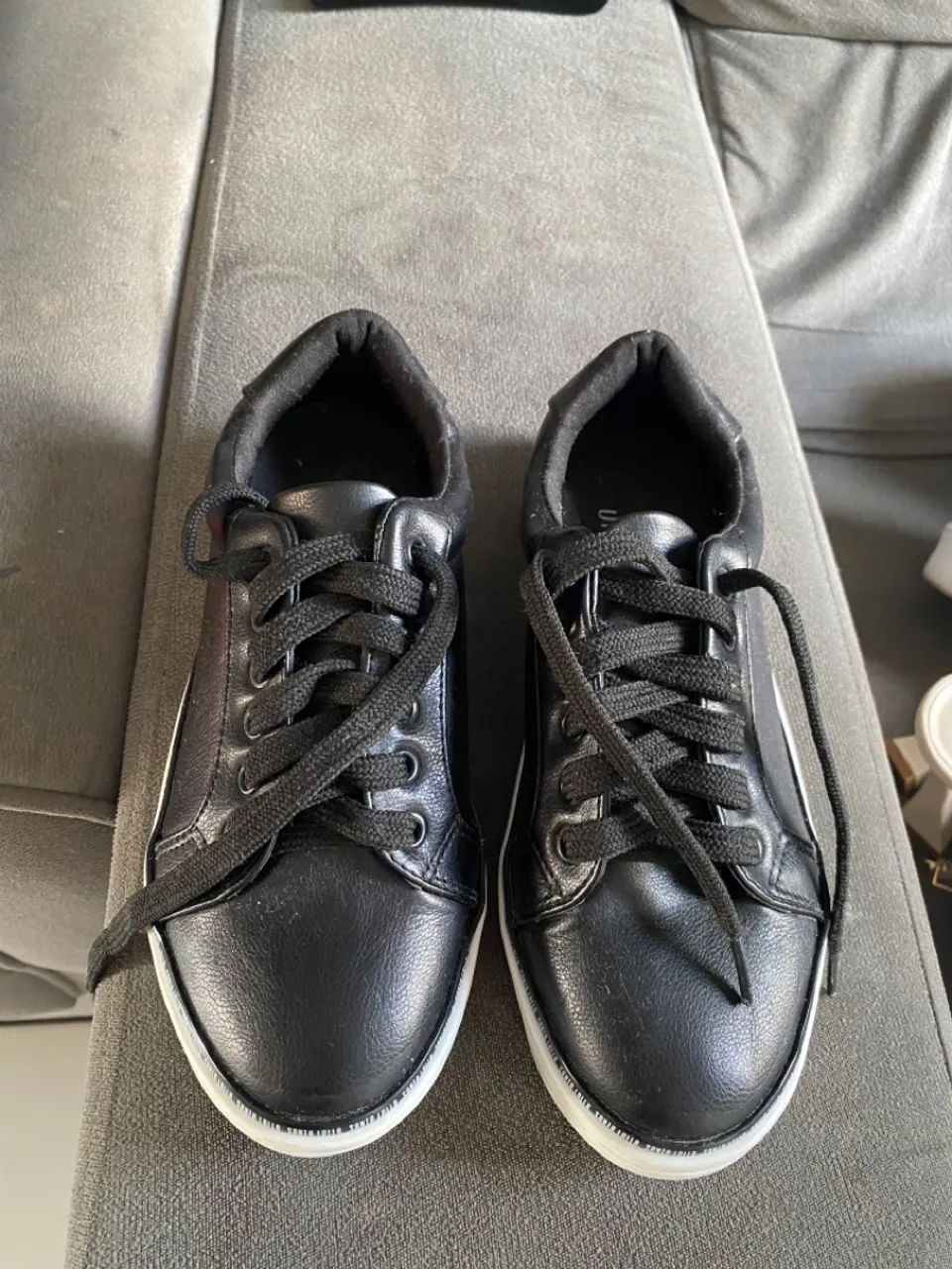 Tênis Preto Casual - Conforto e Estilo