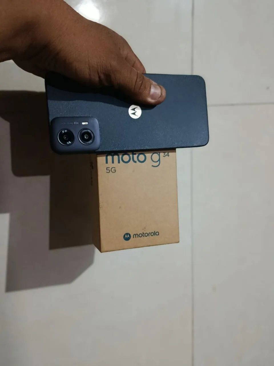 Motorola moto g34 com 4/128 de memória e tecnologia 5G.