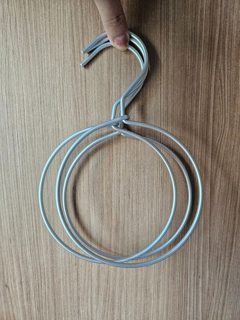 3 Cabides metálicos redondos. - Foto 3