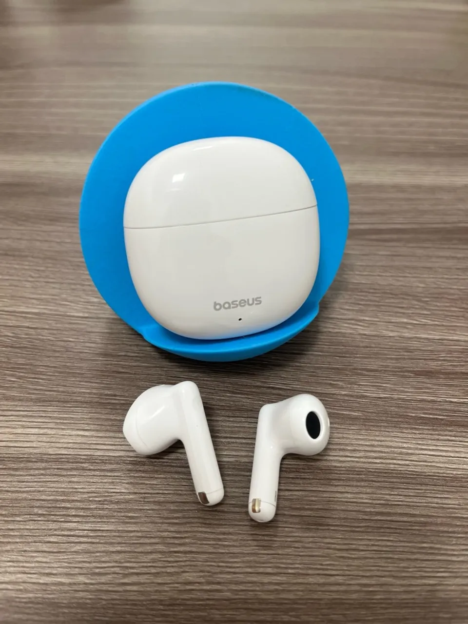Fone de ouvido Baseus E13