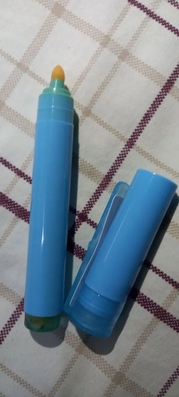 Caneta 2 em 1 Risca e Luz UV. Identifica dinheiro falso.  - Foto 5