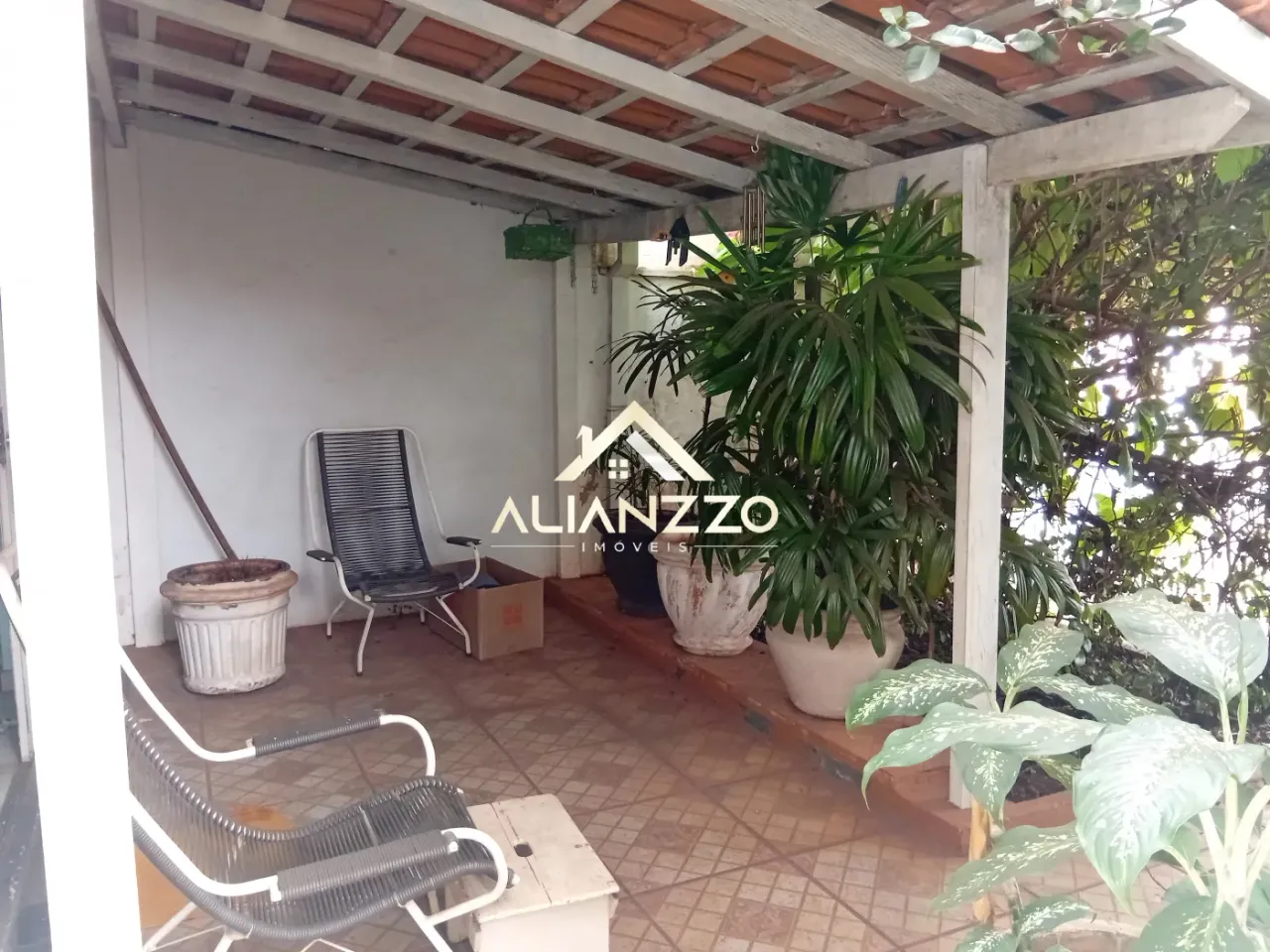 Casa Residencial no Bairro Jardim Sumaré em Ribeirão Preto/SP. Alianzzo Imóveis.