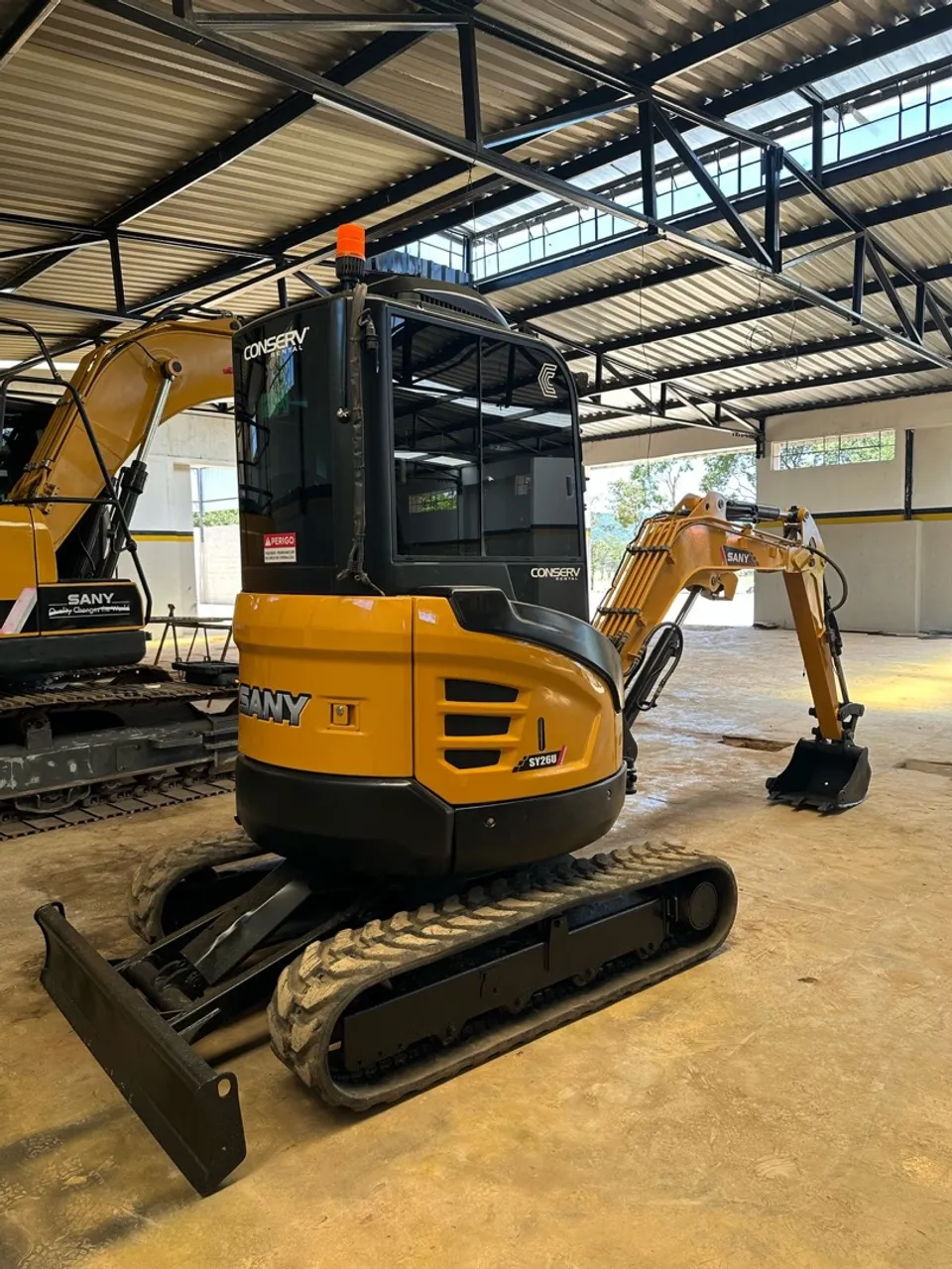 Mini Escavadeira Sany SY26U