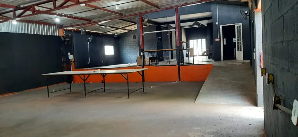 Galpão 600m²