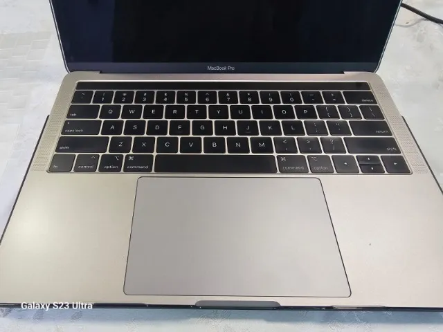 Macbook Pro 2019, Tela 13.3'', I5, 8gb, Ssd-256gb, Touchbar (Excelente)
