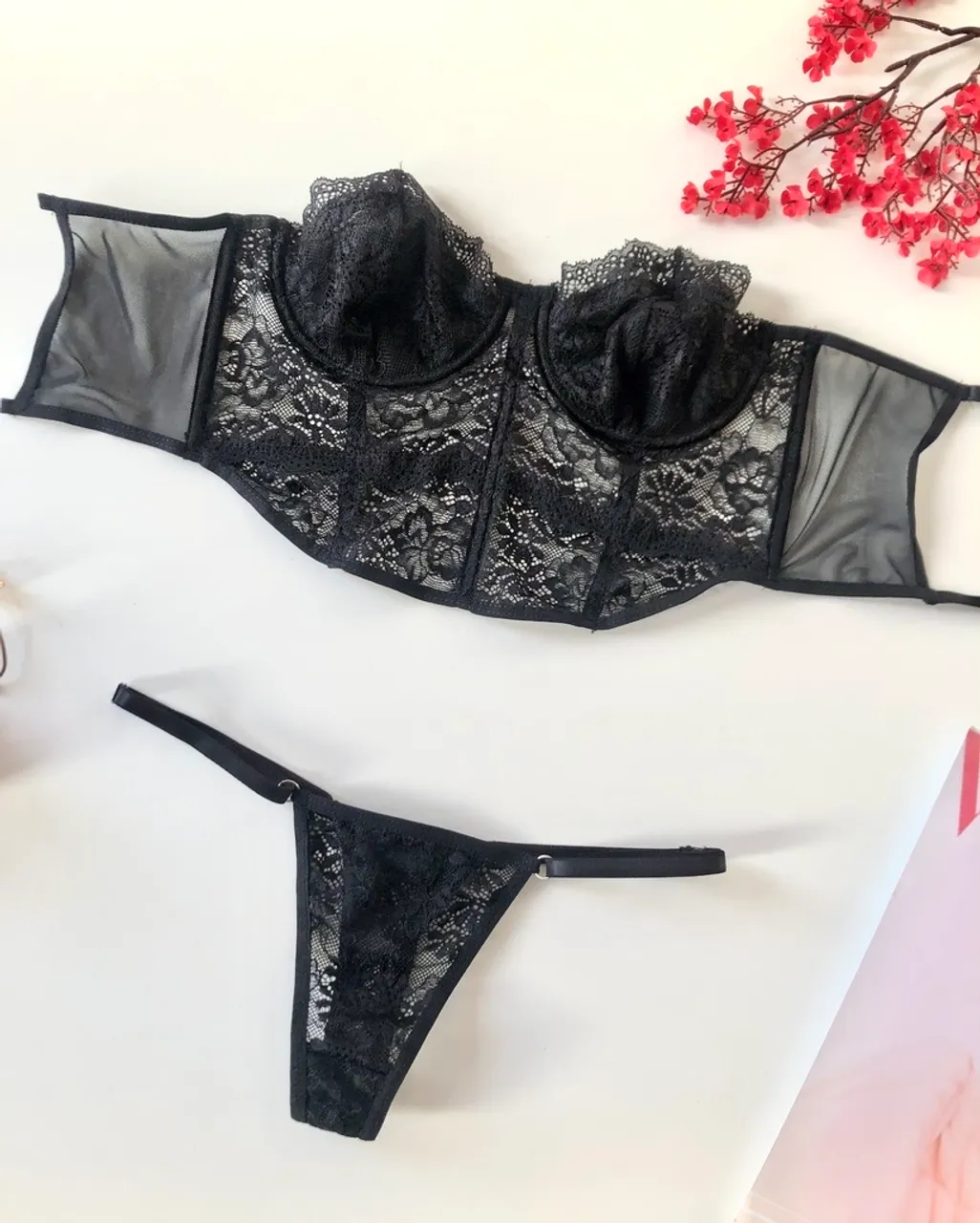 Conjunto de lingerie de renda