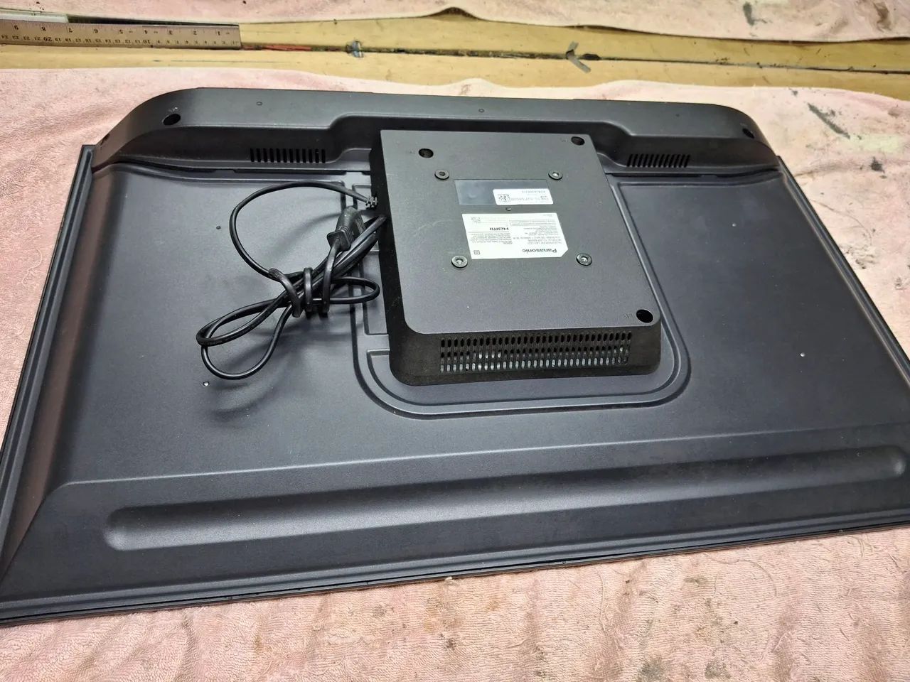 TV LED Panasonic 32 polegadas smart - Foto 2