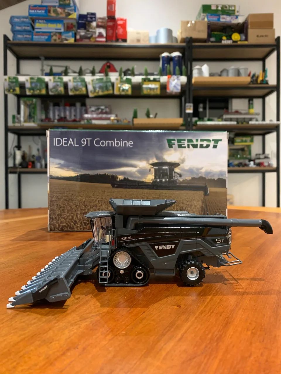 Miniatura colheitadeira Fendt 9T 1/64 Hobbies e coleções