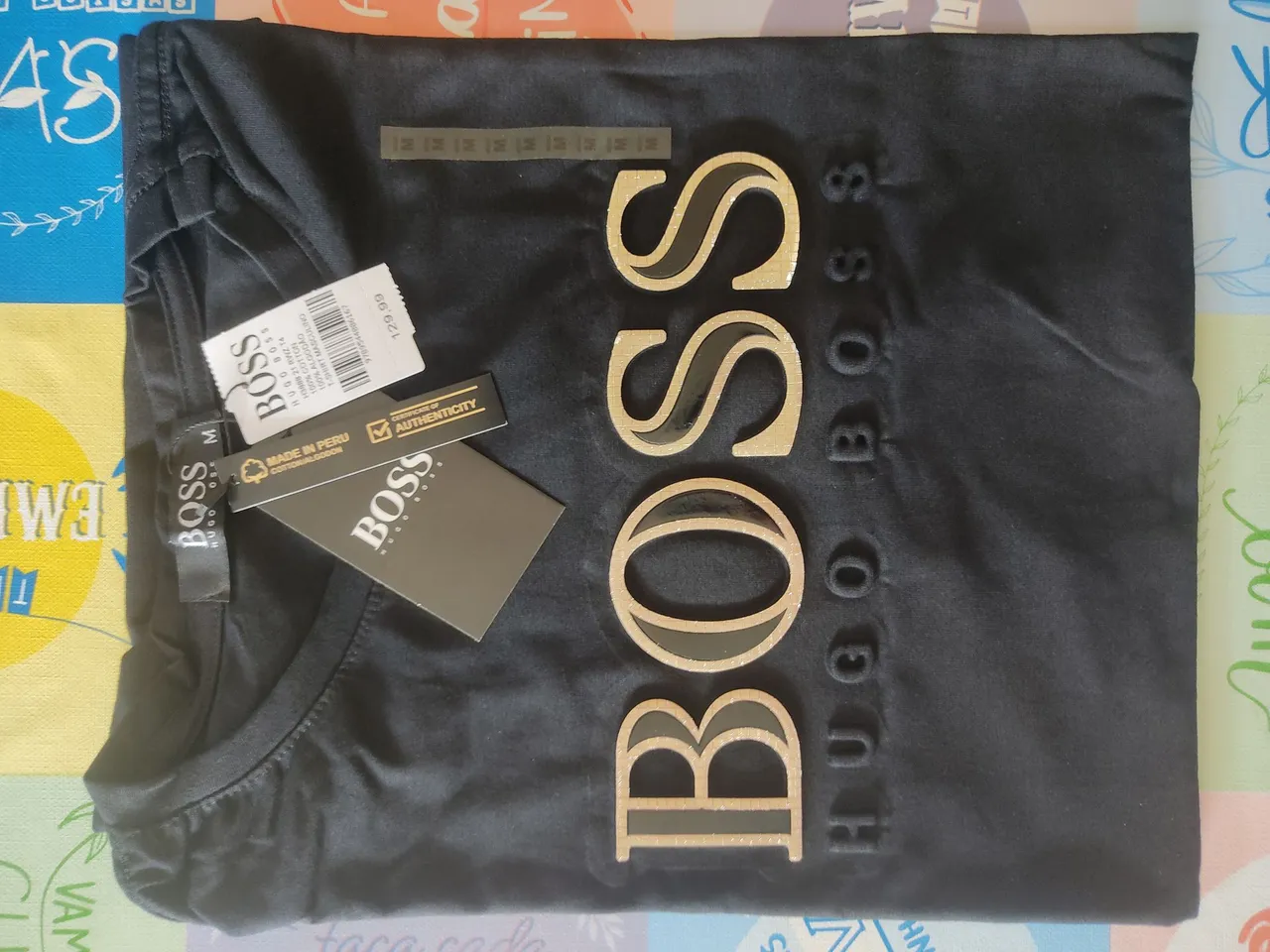 Camiseta Hugo Boss e outros modelos - Tamanho M