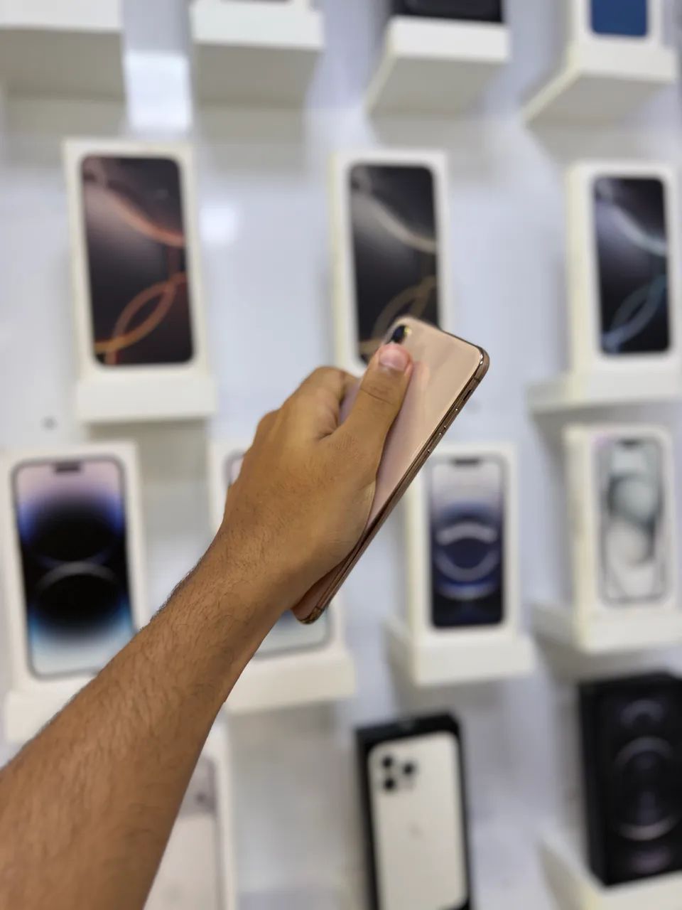 IPHONE XS MAX 64 GB DOURADO  - Foto 3