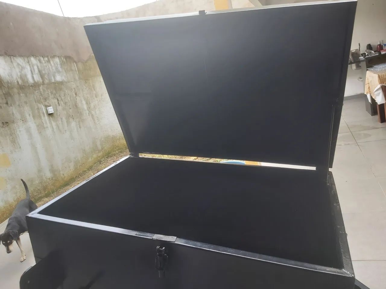 Carretinha baú para CARRO e MOTO com as MEDIDAS = 120cm x 80cm, SUSPENSÃO REFORÇADA - Foto 3