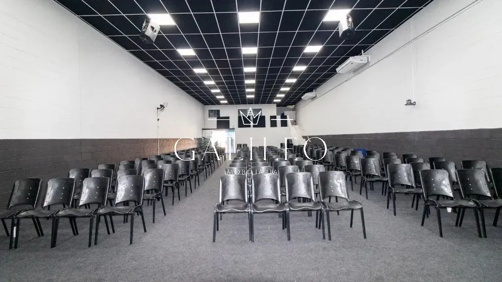 Galpão para locação e venda em Vila Santa Terezinha, perto do centro de Várzea Paulista co