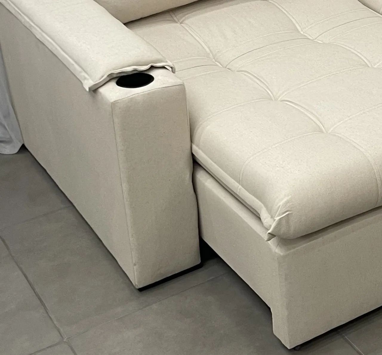 Sofá Cama Retrátil c/Porta Copos e Pillow Top Molas Ensacadas p554 - Foto 5