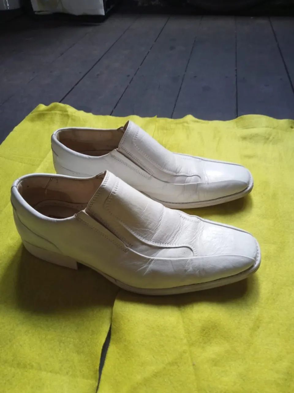 Sapatos Sociais Brancos - Foto 5