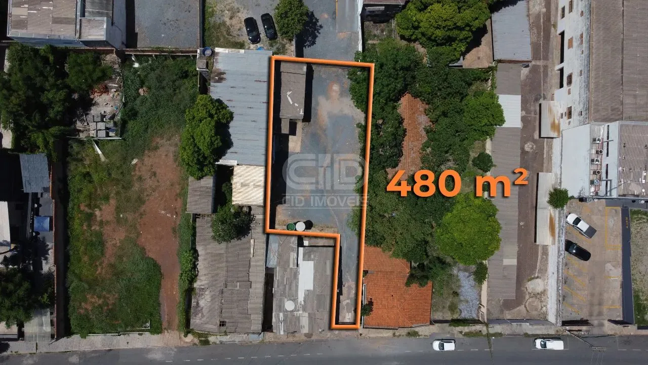 Terreno com aproximadamente 672m² no bairro Quilombo