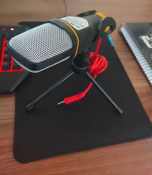 Microfone Condensador com fio P2