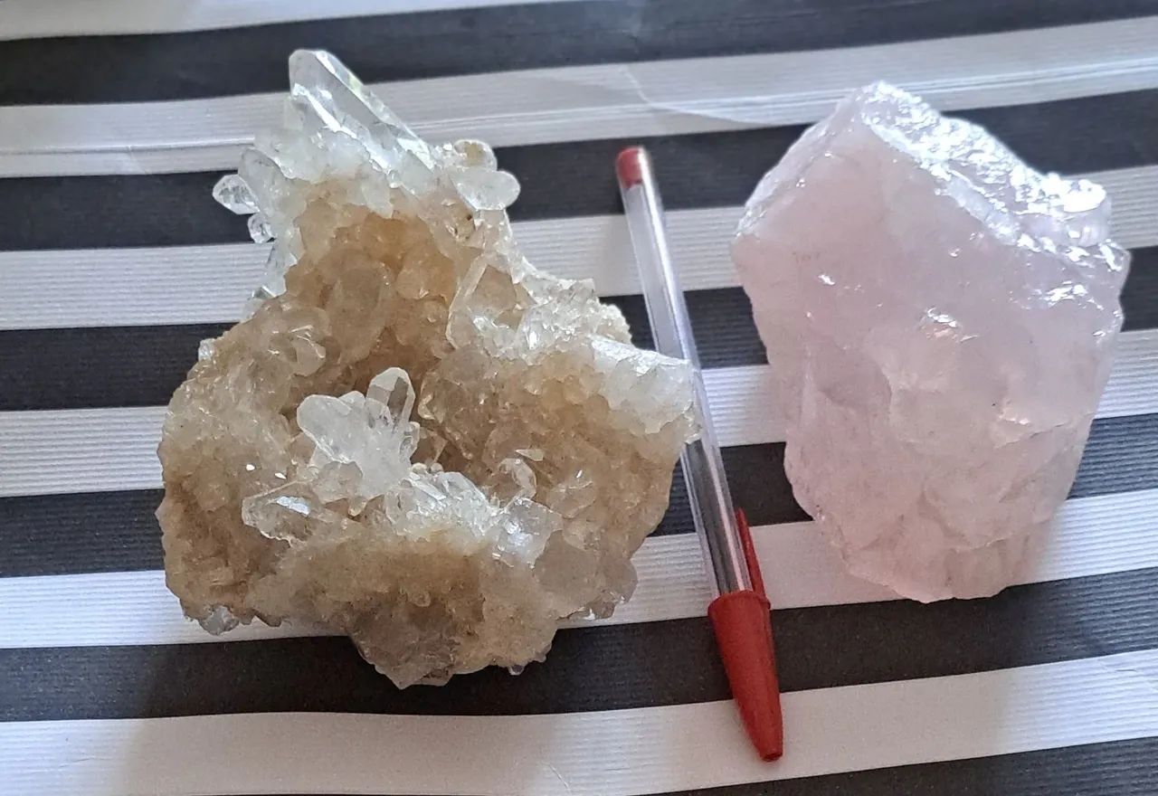 Pedras  cristais de quartzo 