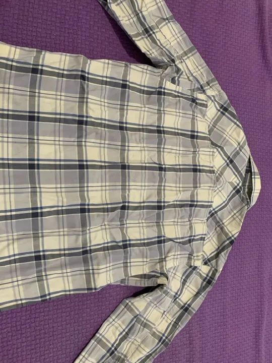 Camisa xadrez Timberland azul e branca - Foto 4