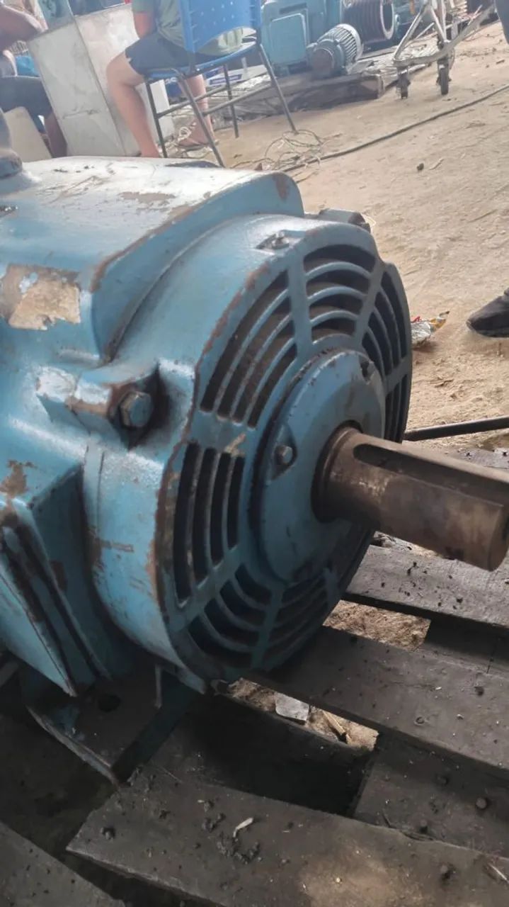 Motor Elétrico Industrial 150 CV - Foto 2