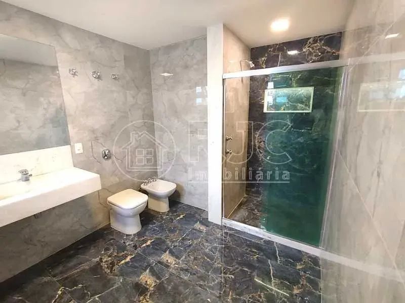 Imóvel para venda tem 270 metros quadrados com 5 quartos em Tijuca - Rio de Janeiro - RJ - Foto 12