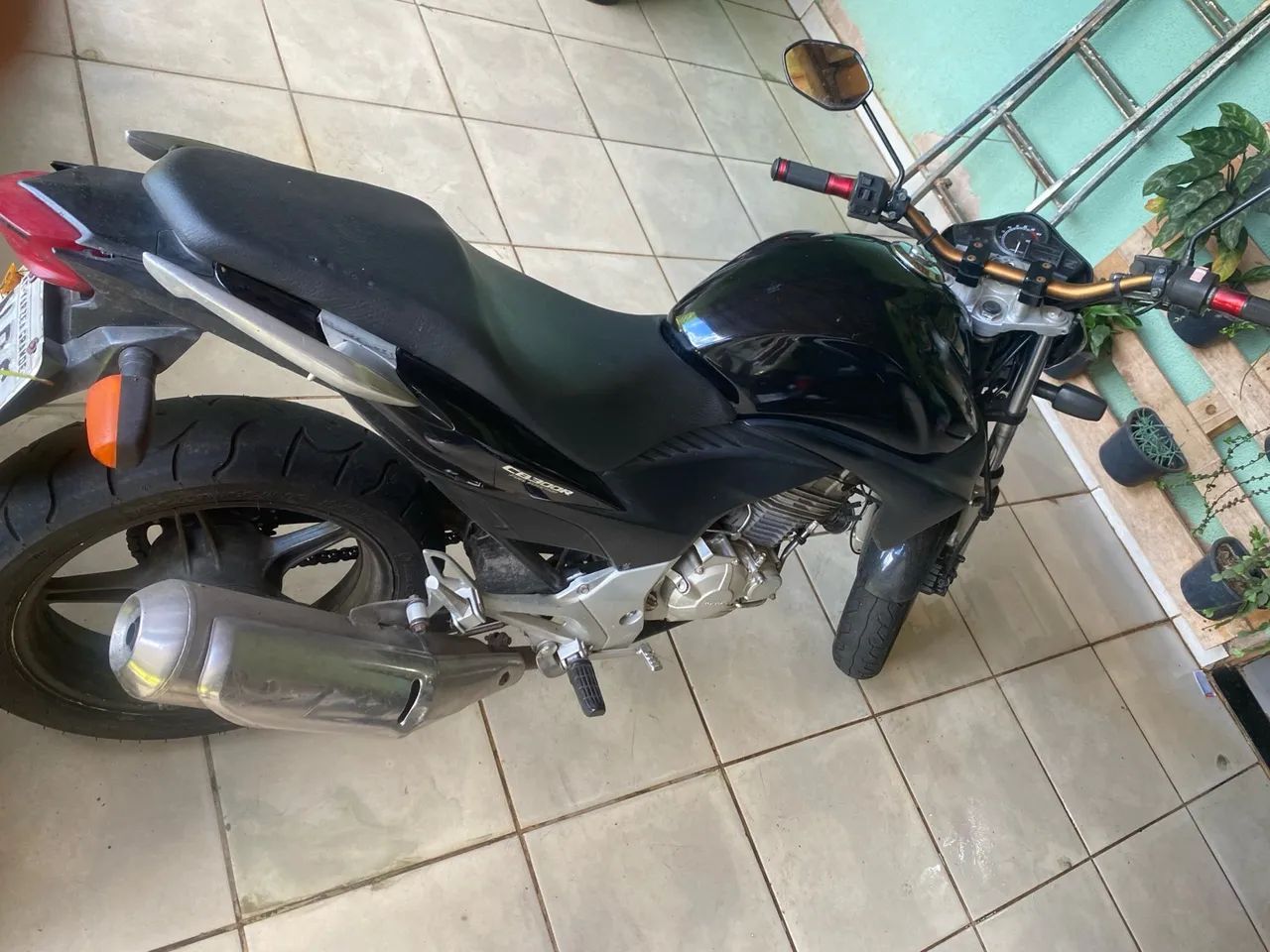 Vende-se Cb 300r 2011 - Foto 5