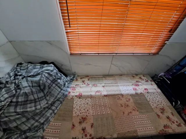 Cama de Solteiro com Colchão - Semi Nova - Foto 5
