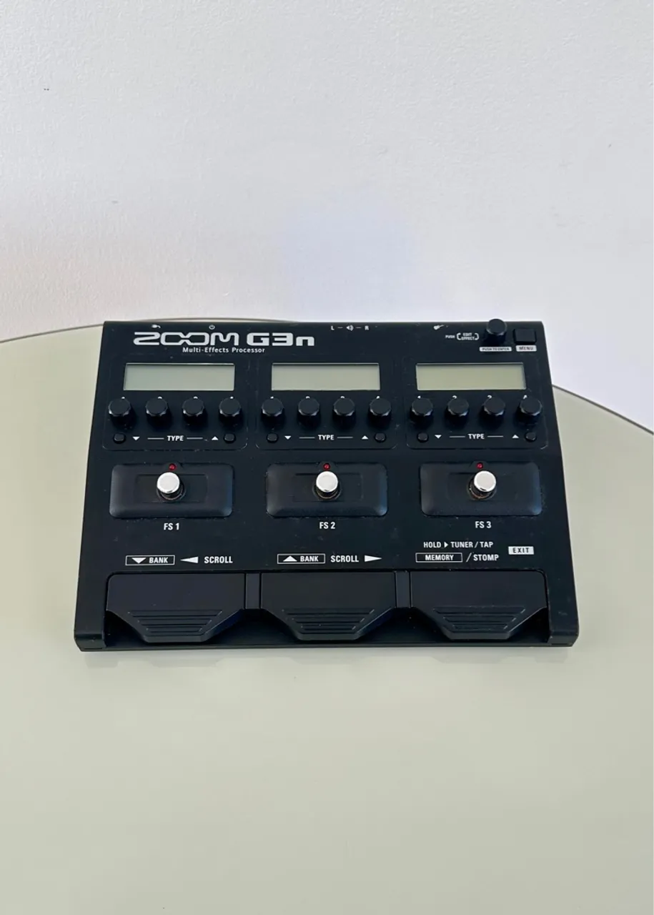 Pedaleira Zoom G3n Multi-Efeitos para Guitarra