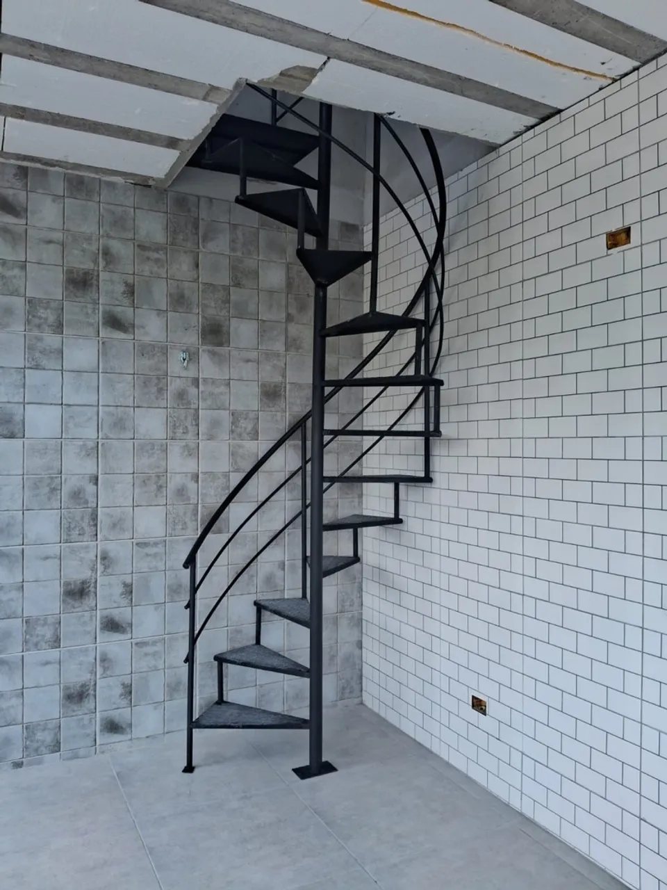 ESCADAS CARACOL PRONTA ENTREGA GALVANIZADAS
