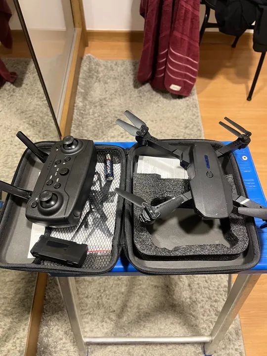 Drone com controle remoto