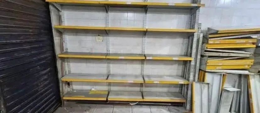 Gandulas prateleiras 