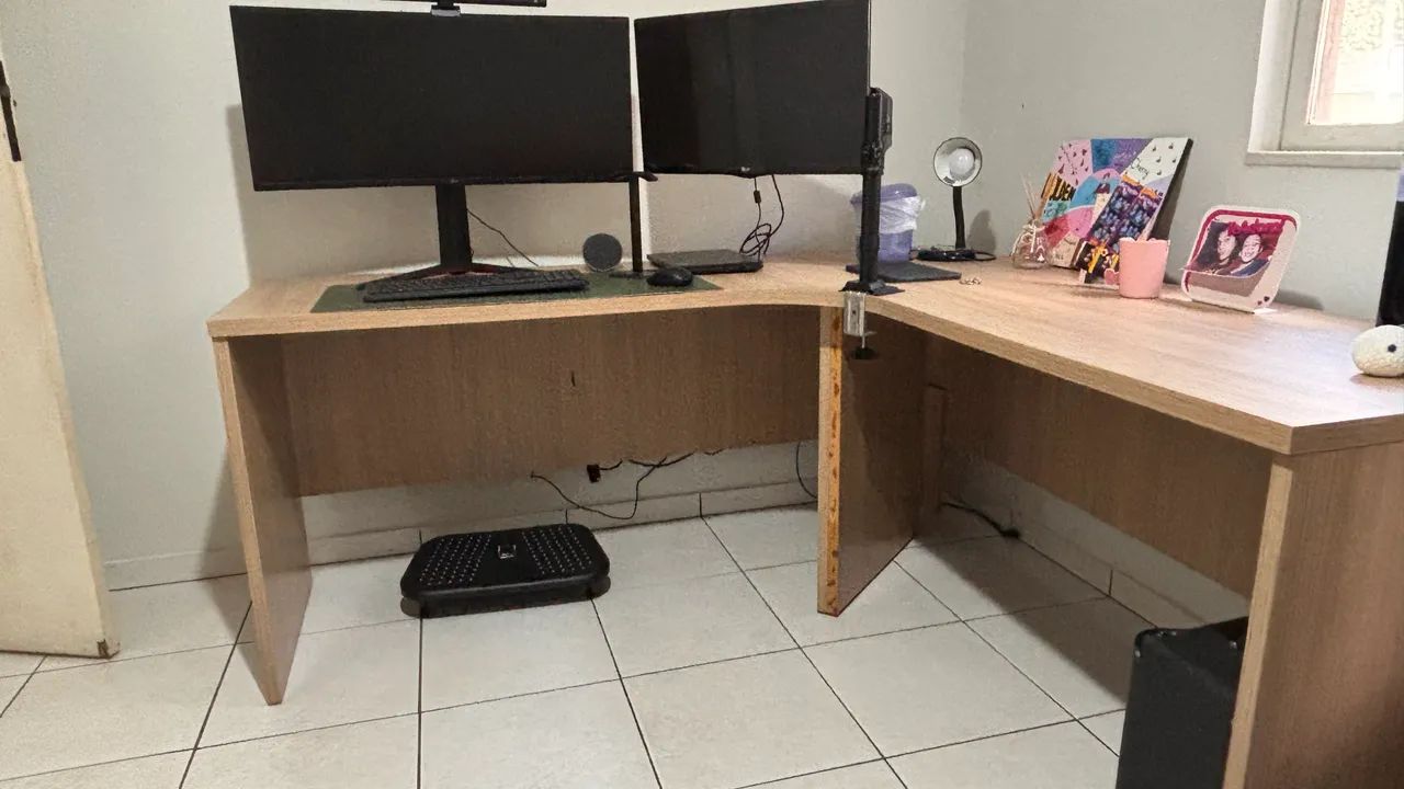 Mesa de escritório em L - Foto 3