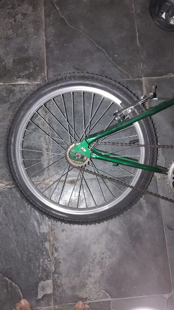 Bicicleta aro 20 - semi nova  - Foto 4